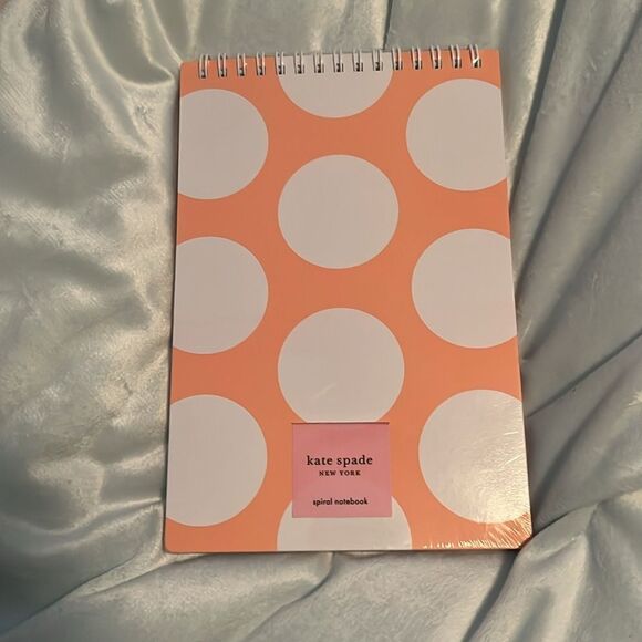 KATE SPADE 
POMEGRANATE PEACH JUMBO DOT 
SPIRAL NOTEBOOK - Picture 1 of 3